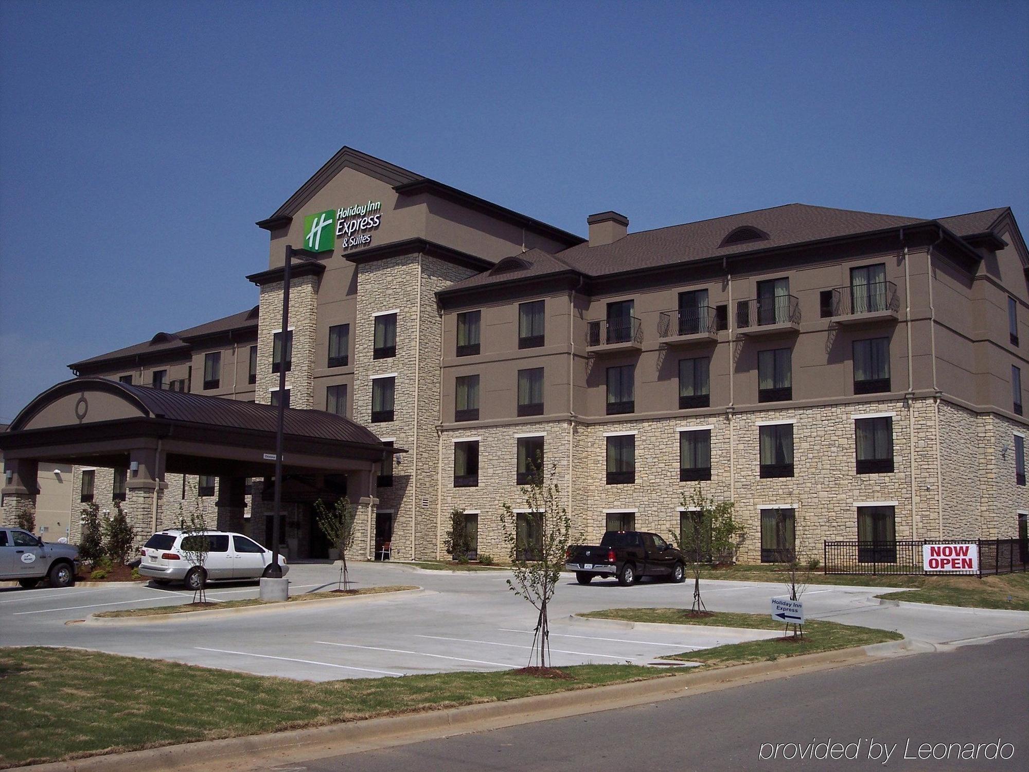 Holiday Inn Express & Suites Conway Exteriér fotografie